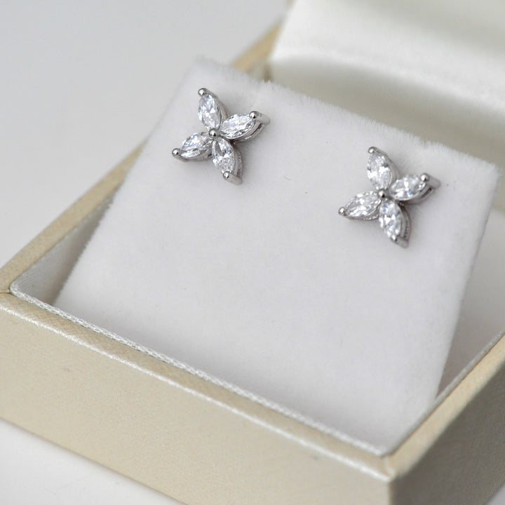 Marquise cut DIAMONDS FLOWER SHAPE EARRINGS