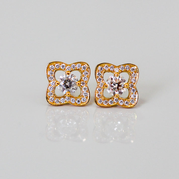 yellow gold with white Diamonds Earrings
