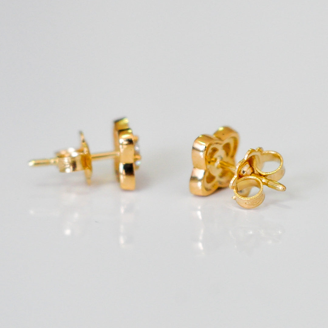 yellow gold with white Diamonds Earrings