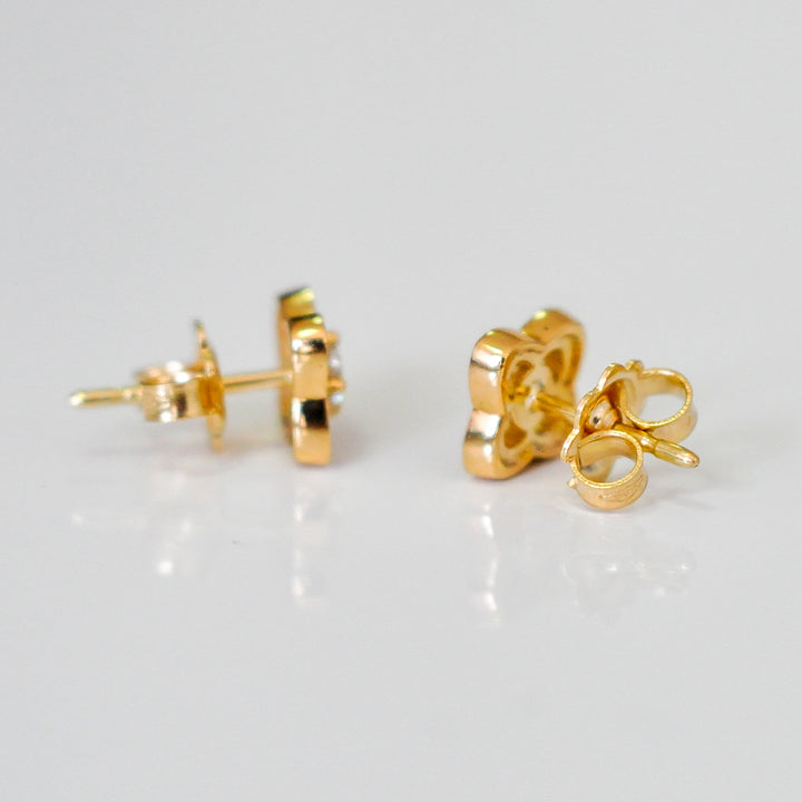yellow gold with white Diamonds Earrings