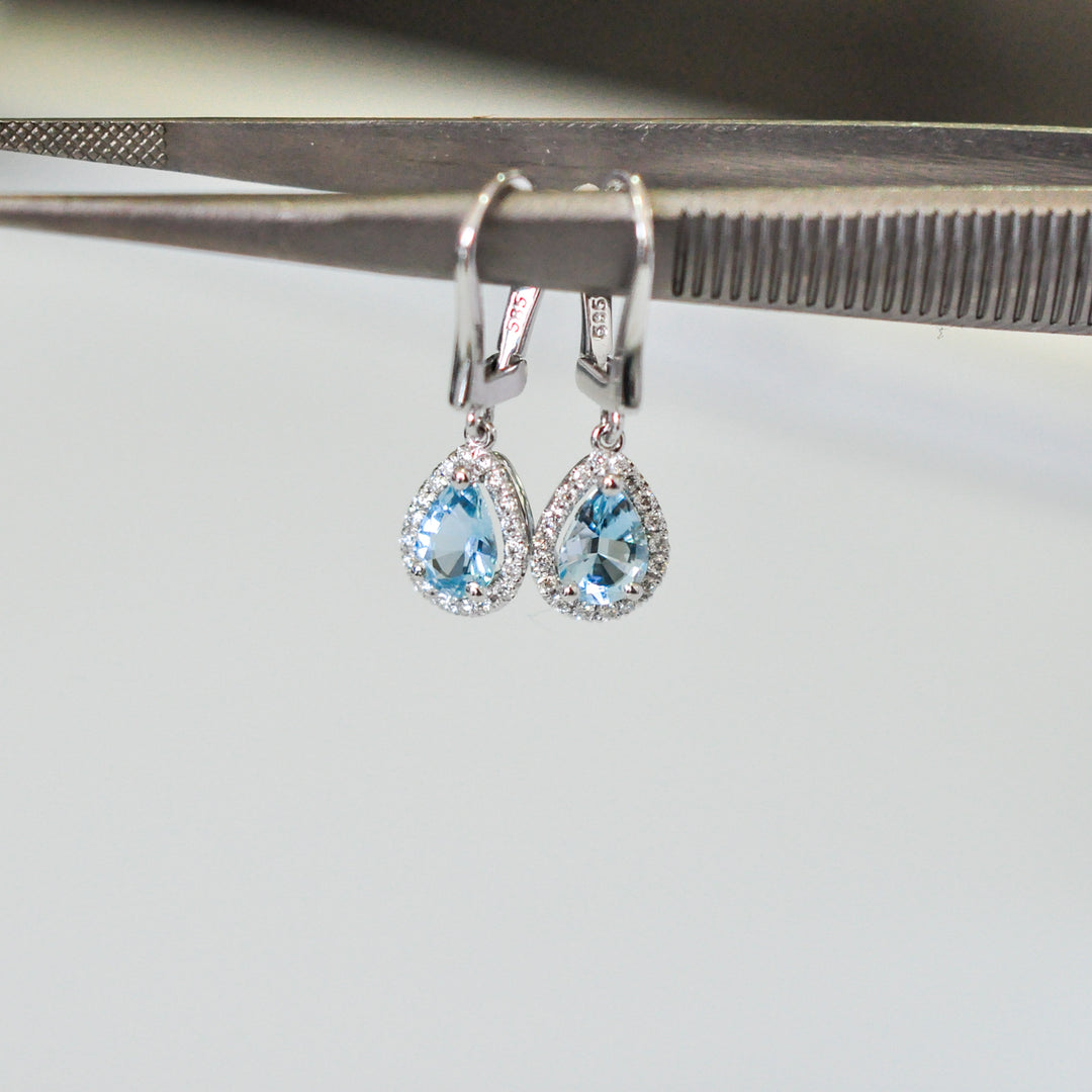 pear shape aquamarine and diamonds Earrings