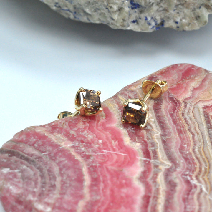 fancy brown cushion cut diamonds (2 ct. tw.) stud earrings