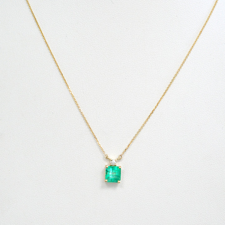 Colombian Emerald &amp; little round Diamond Pendant
