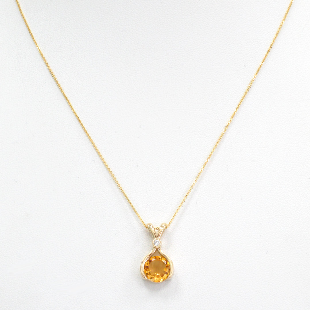 Yellow Gold Round Cut CITRINE &amp; diamond Pendant