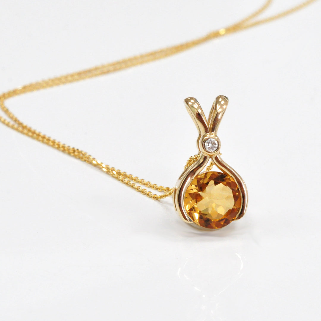 Yellow Gold Round Cut CITRINE &amp; diamond Pendant