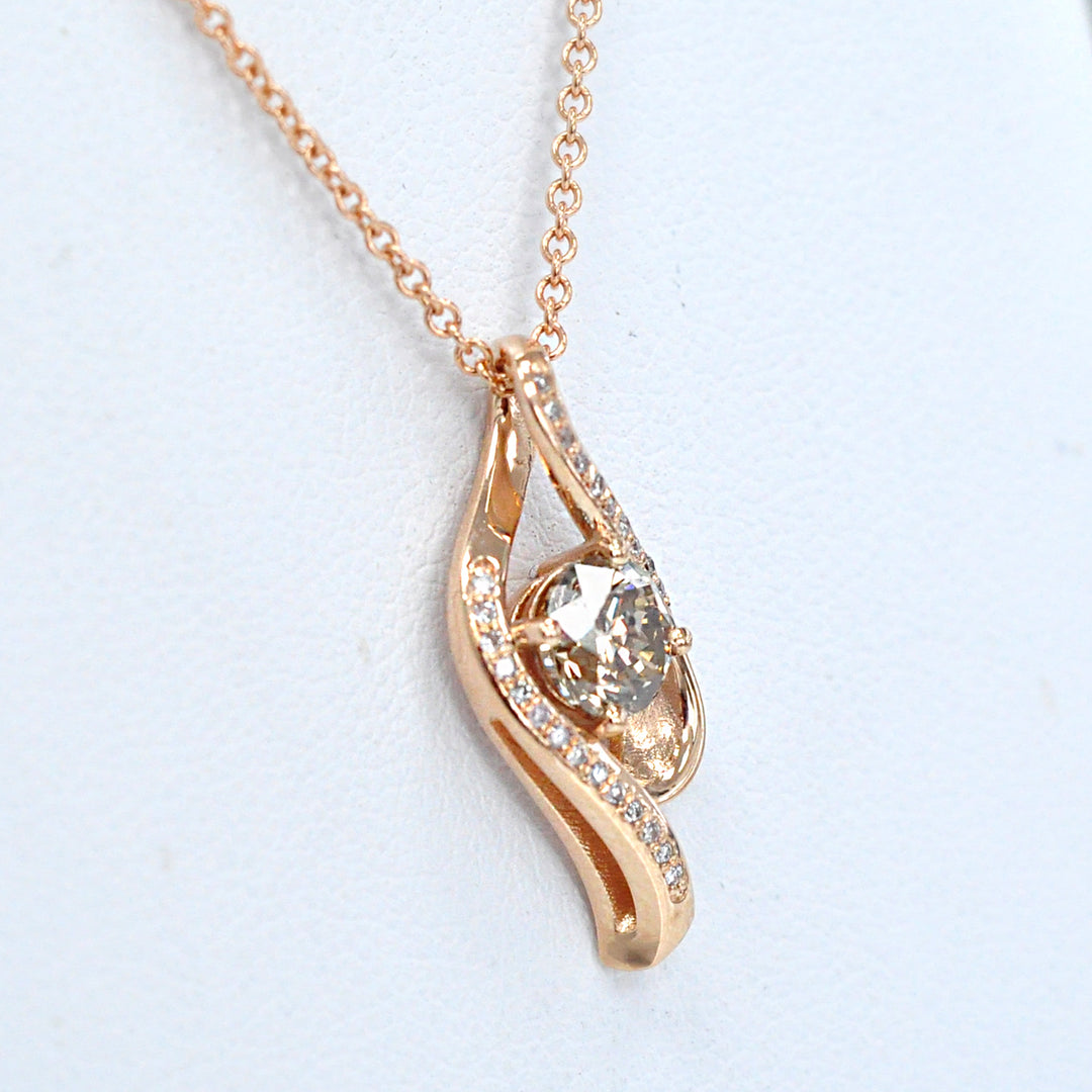 Rose gold brown diamonds pendant