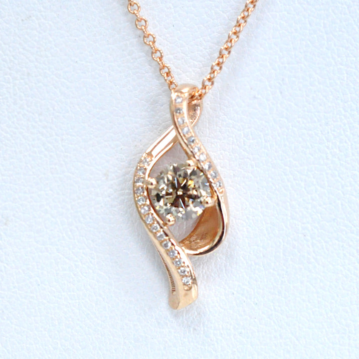 Rose gold brown diamonds pendant