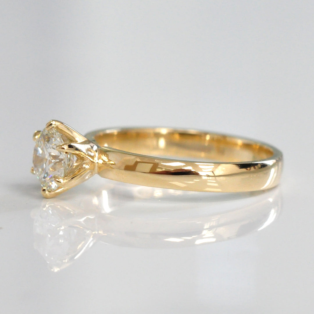 Six Prongs gentle knife edge shank diamond solitaire