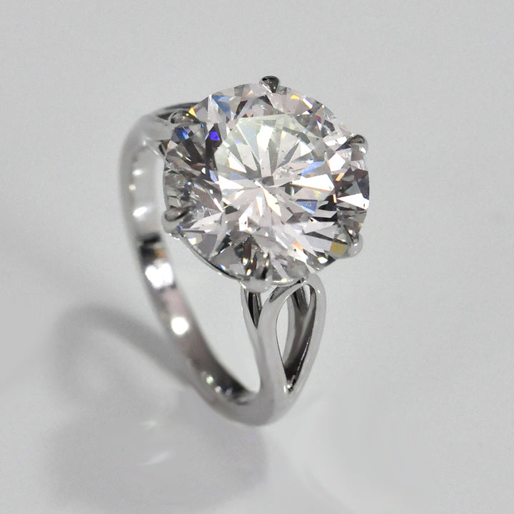 6 carat diamond split shank solitaire