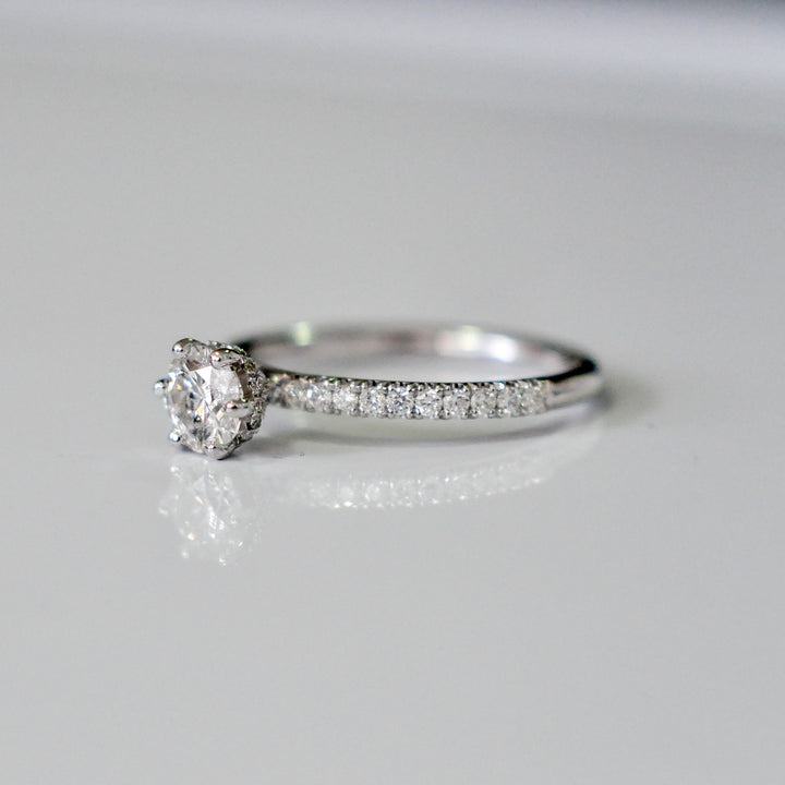 Delicate WHITE GOLD AND DIAMOND 6 prongs engagement Ring