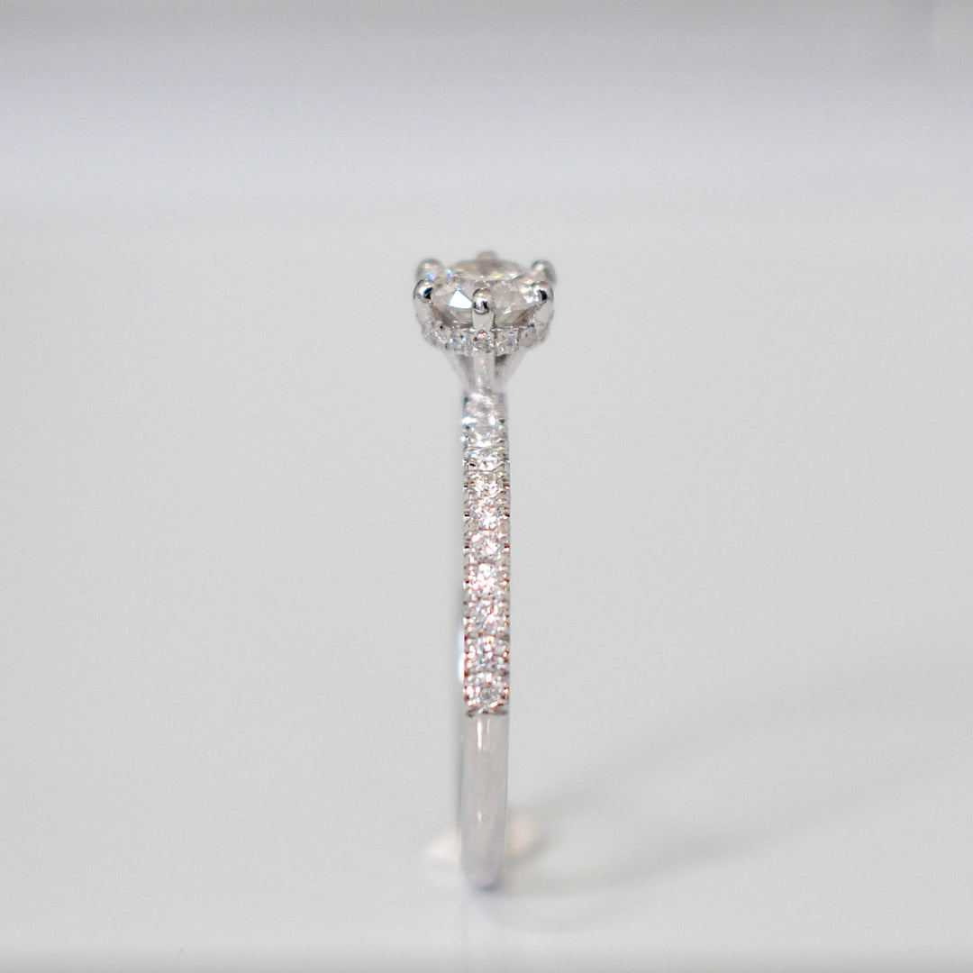 Delicate WHITE GOLD AND DIAMOND 6 prongs engagement Ring