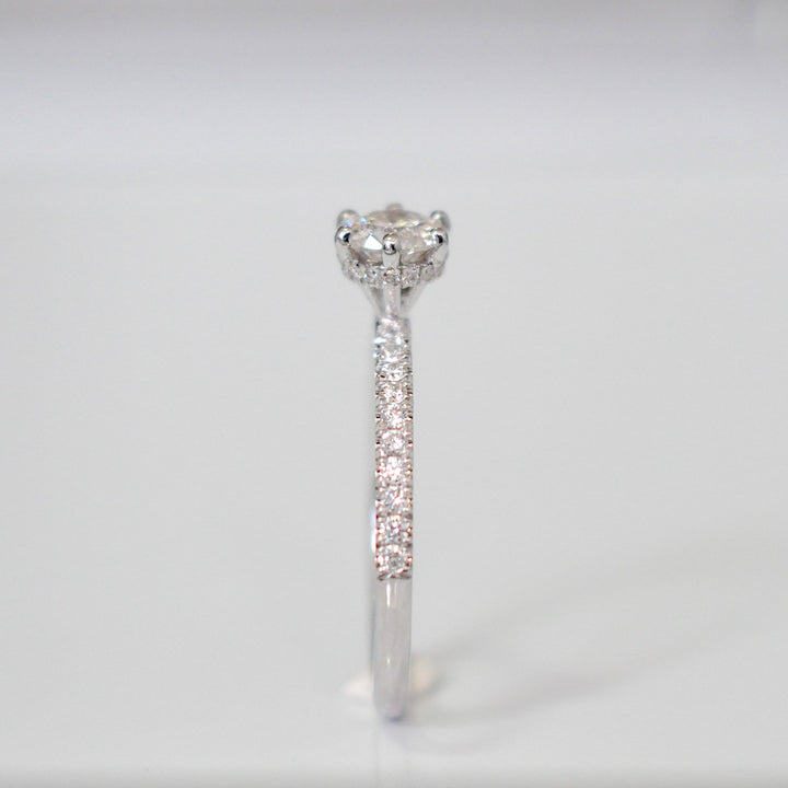 Delicate WHITE GOLD AND DIAMOND 6 prongs engagement Ring