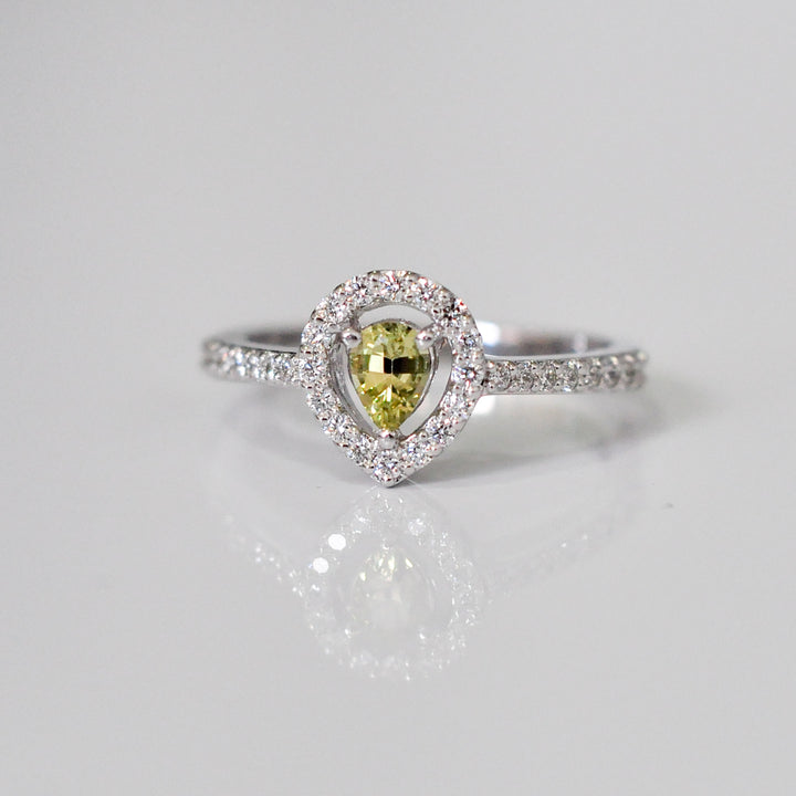 YELLOW SAPPHIRE and diamonds HALO RING