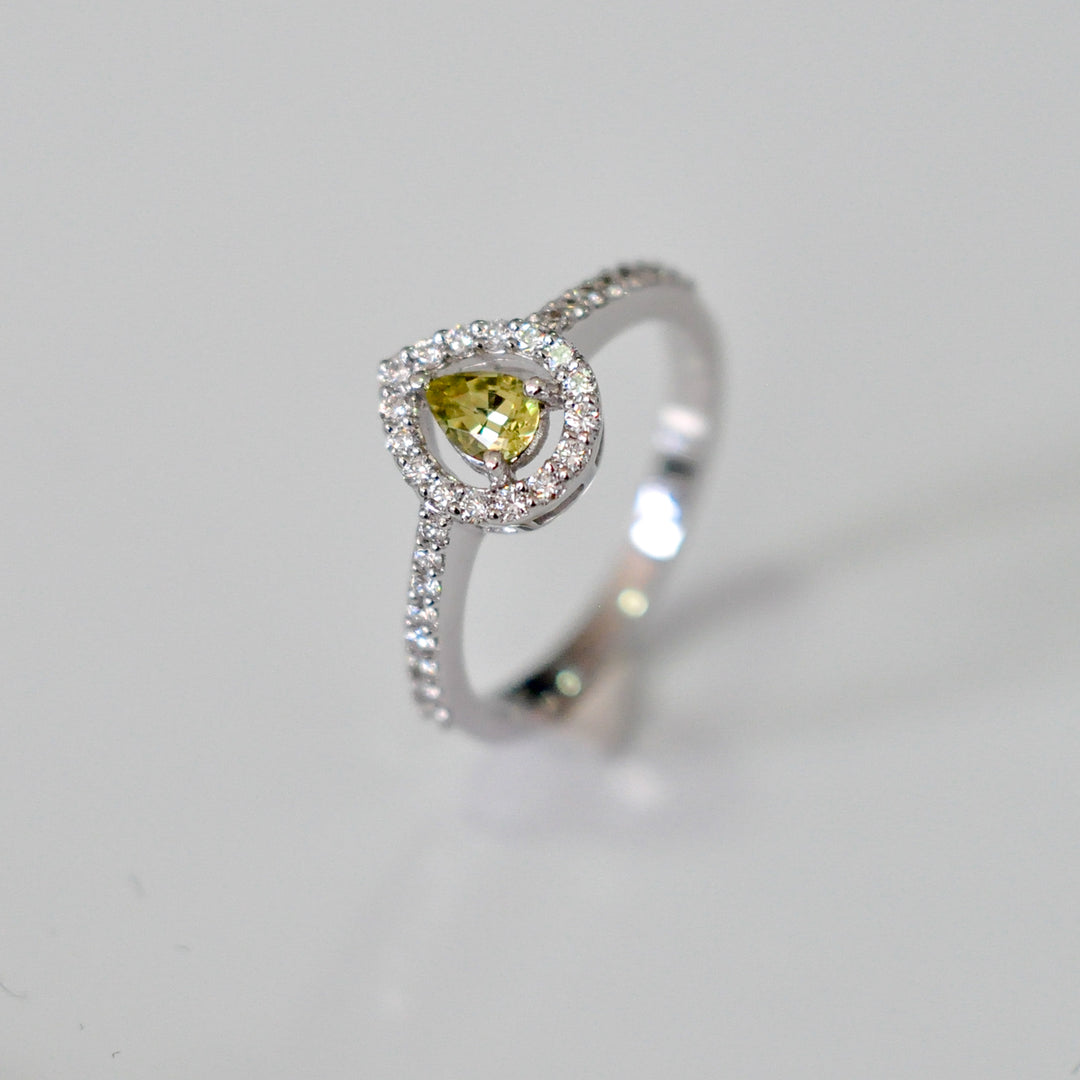 YELLOW SAPPHIRE and diamonds HALO RING