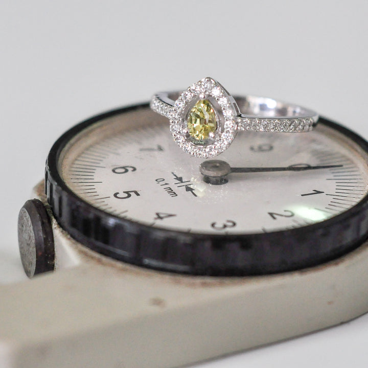 YELLOW SAPPHIRE and diamonds HALO RING