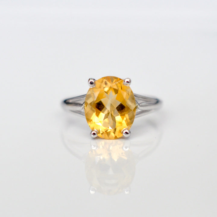 Delicate three stones citrine &amp; Diamonds ring