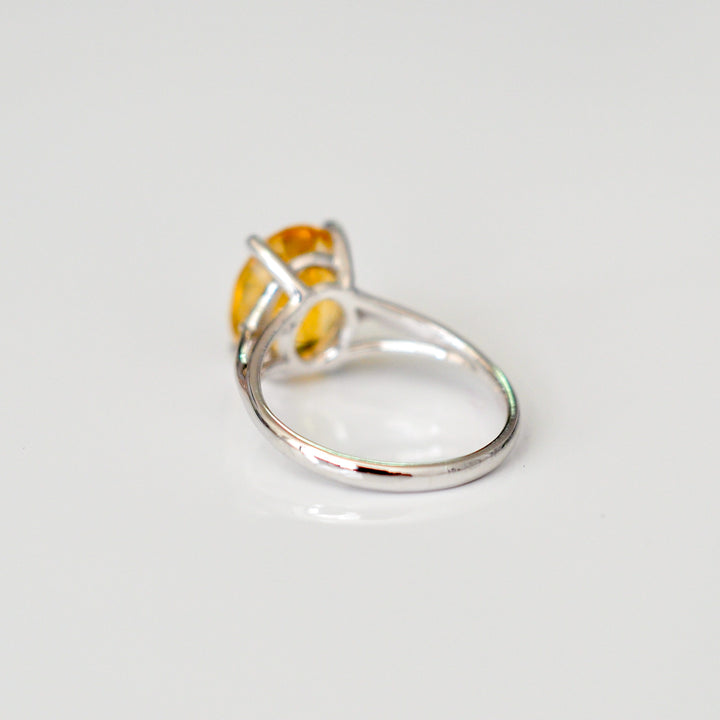 Delicate three stones citrine &amp; Diamonds ring
