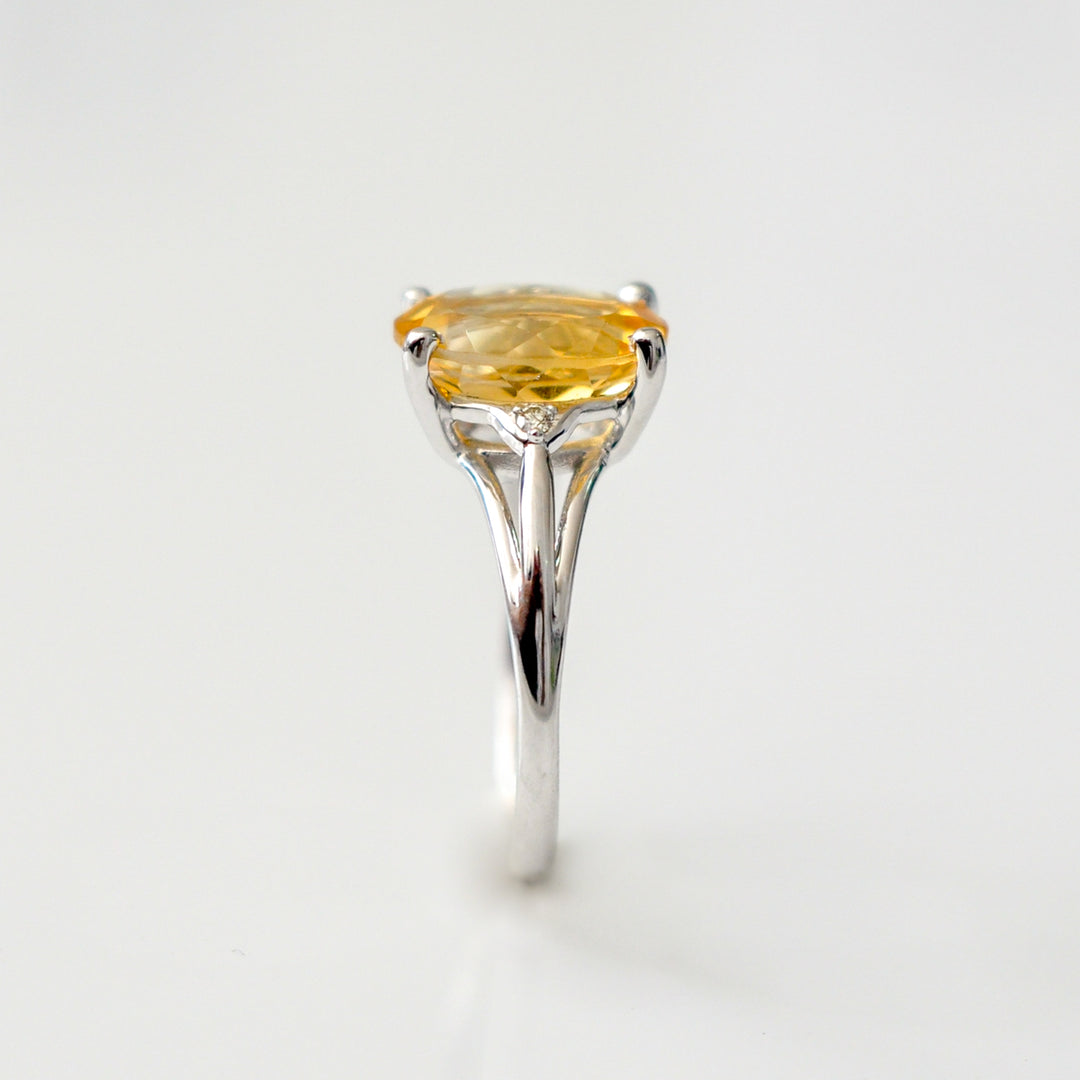 Delicate three stones citrine &amp; Diamonds ring