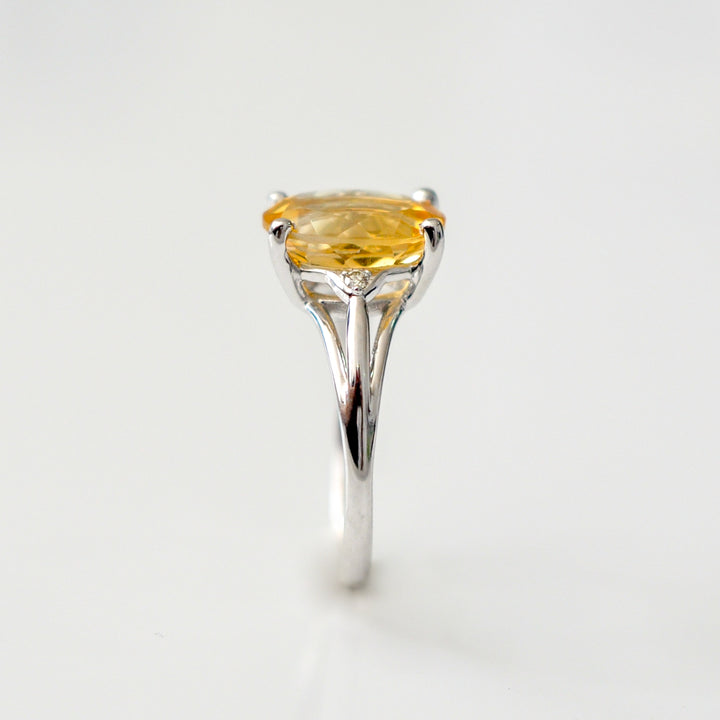 Delicate three stones citrine &amp; Diamonds ring