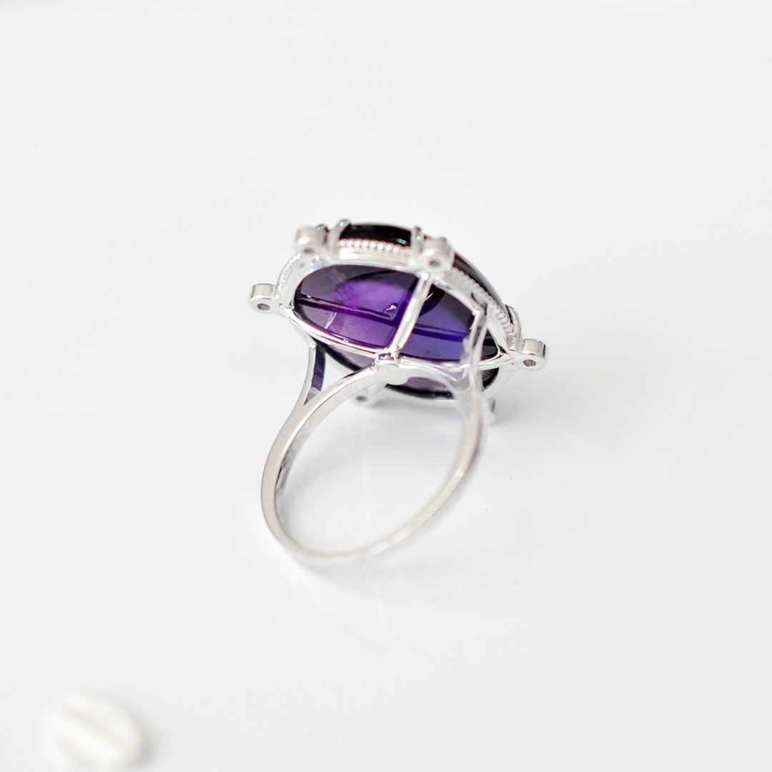 unique cabochon AMETHIYST &amp; diamonds ring
