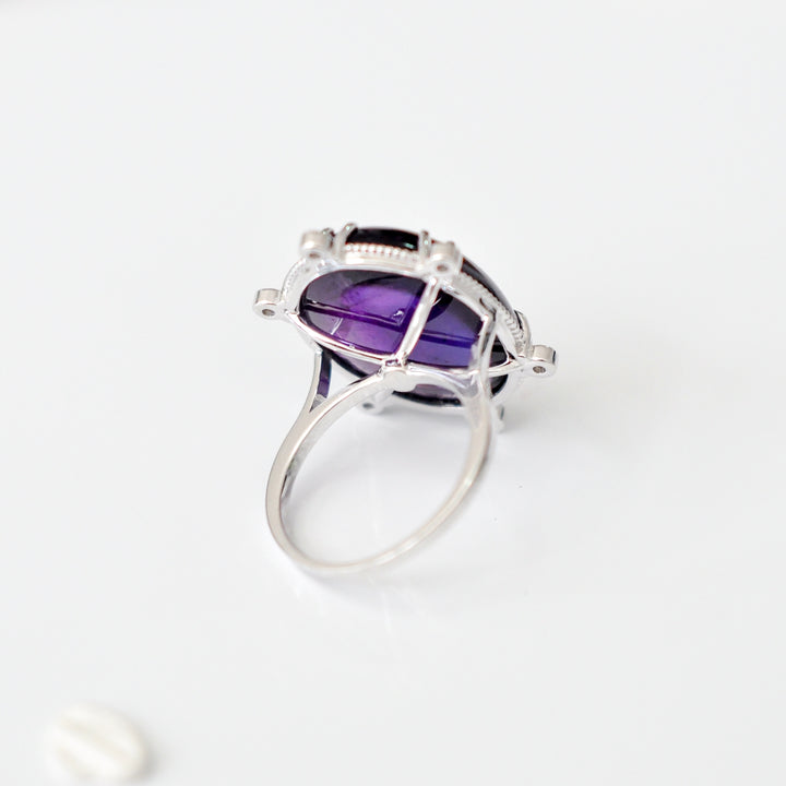 unique cabochon AMETHIYST &amp; diamonds ring
