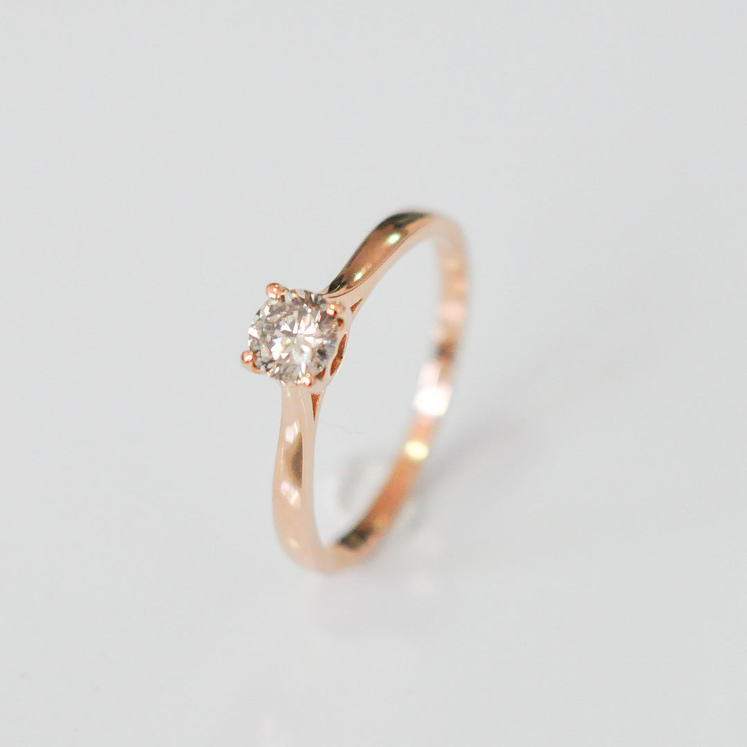 0.5 ct delicate romantic rose gold diamond solitaire
