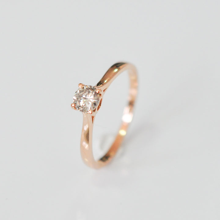 0.5 ct delicate romantic rose gold diamond solitaire