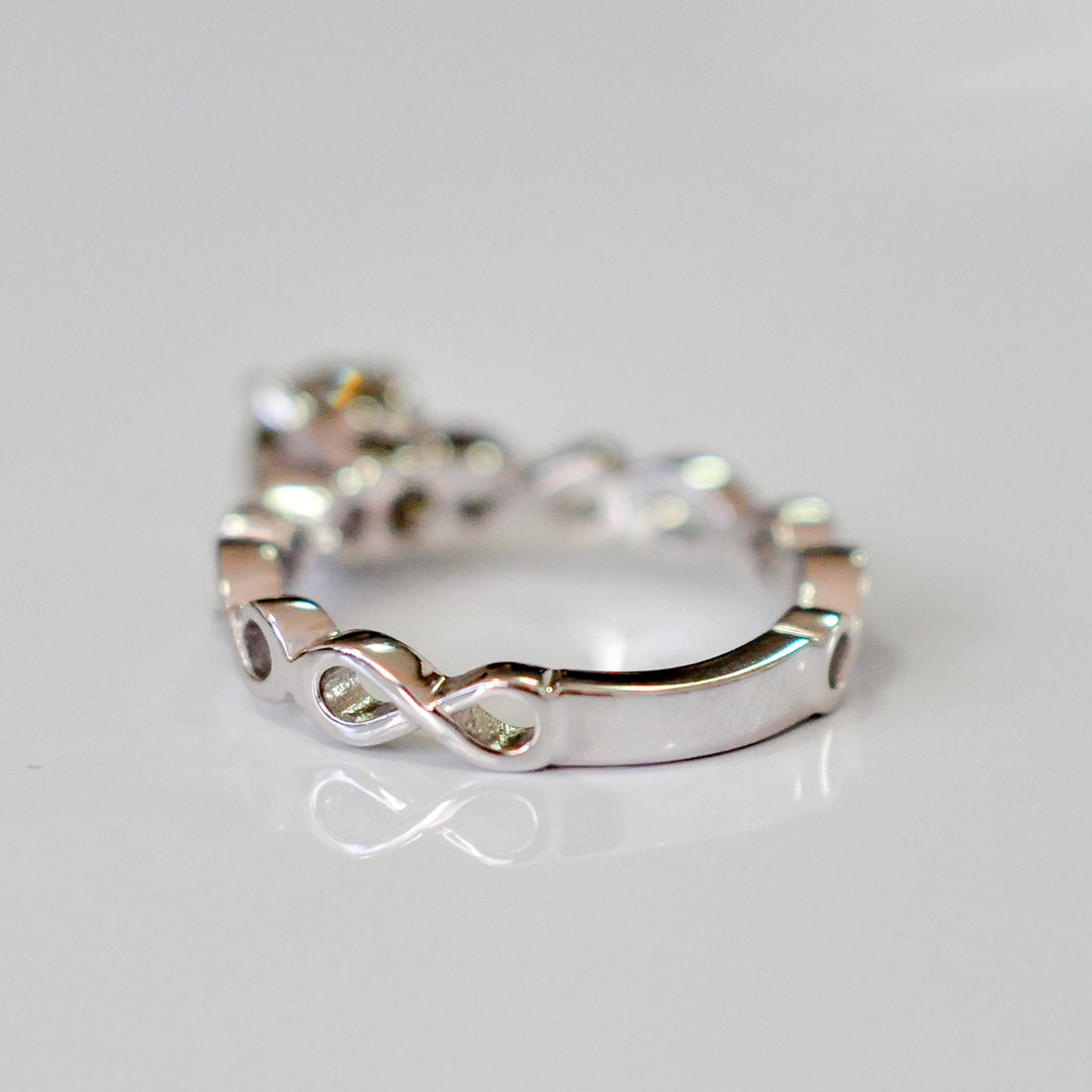 infinity shank white gold solitaire Ring