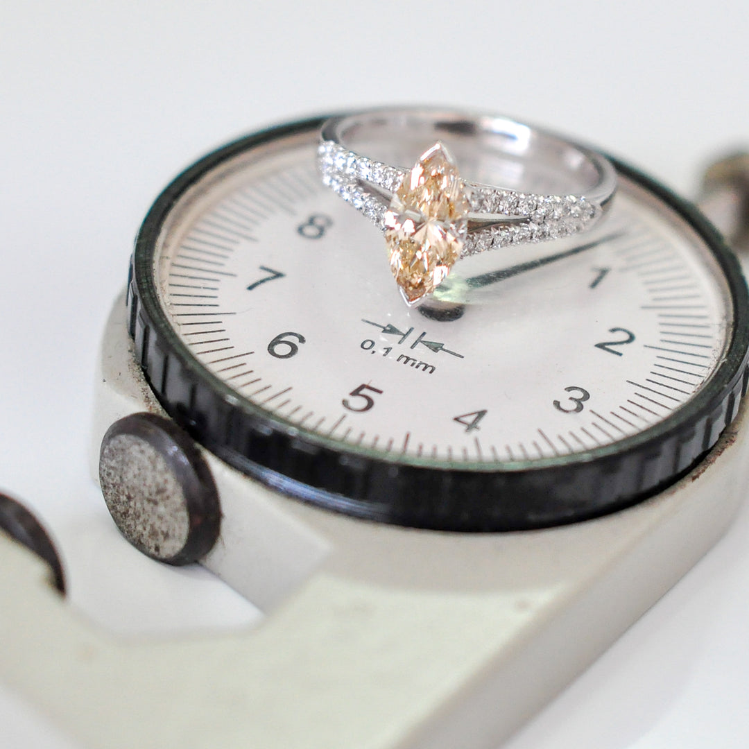 Light brown marquise Split shank white gold ring