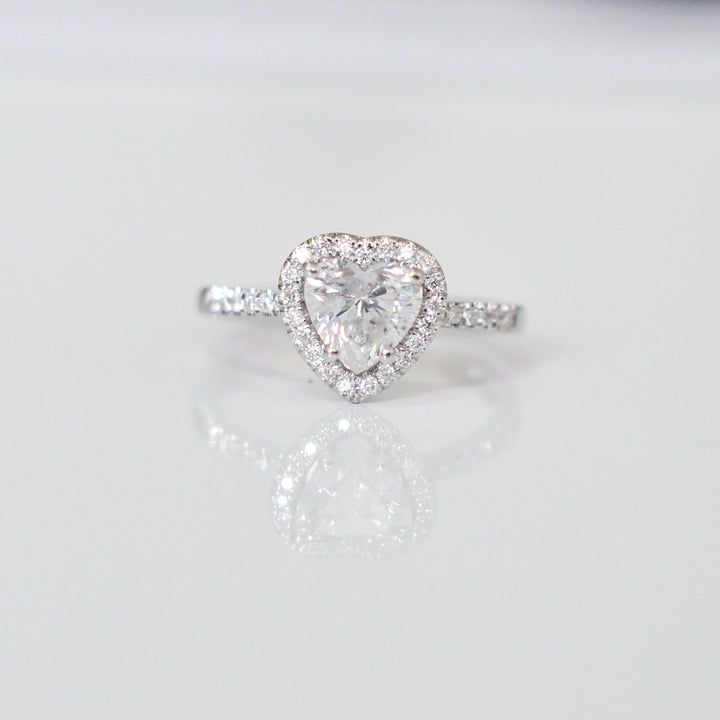 heart shape diamond (1 ct) halo ring