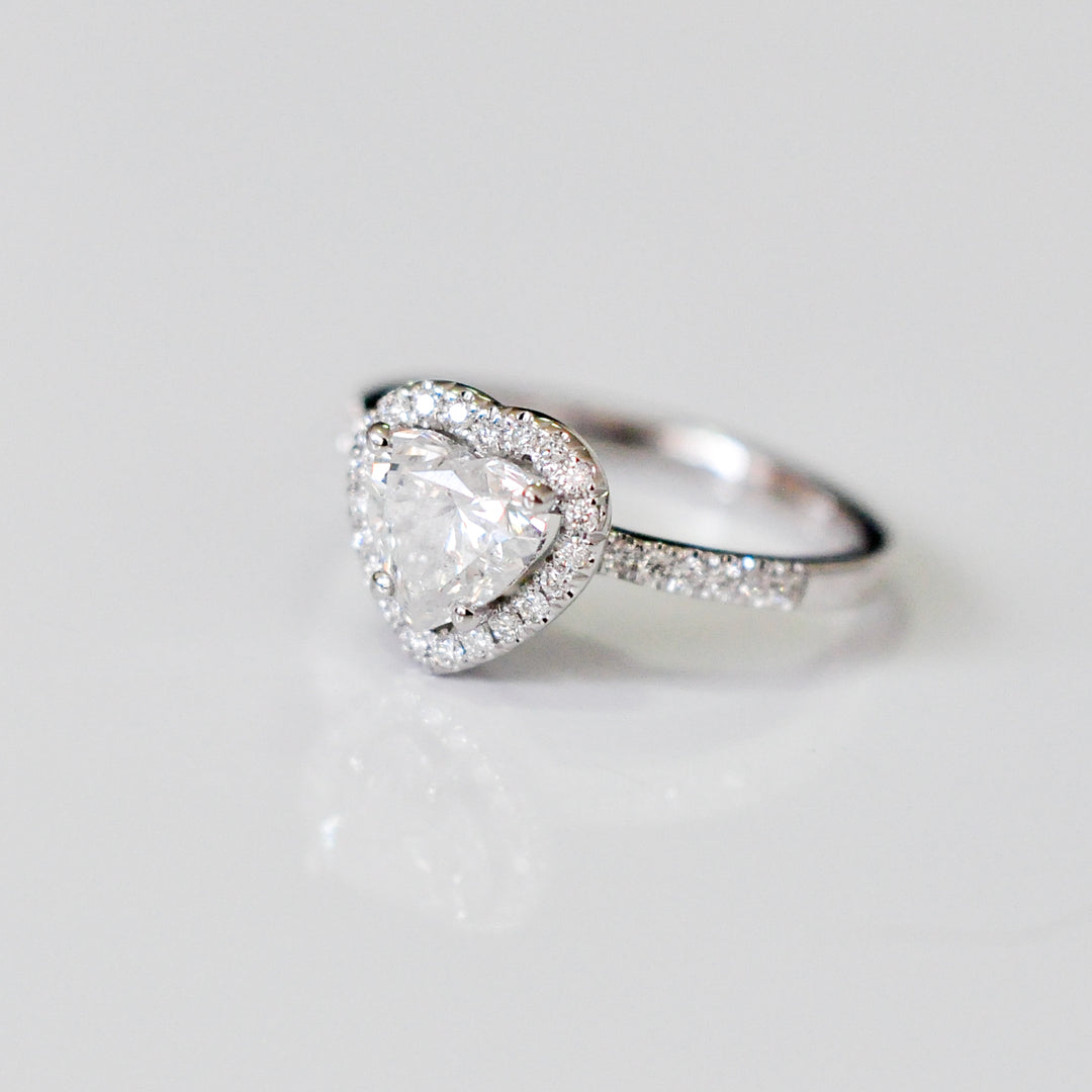 heart shape diamond (1 ct) halo ring