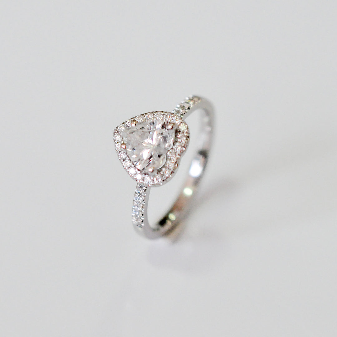 heart shape diamond (1 ct) halo ring