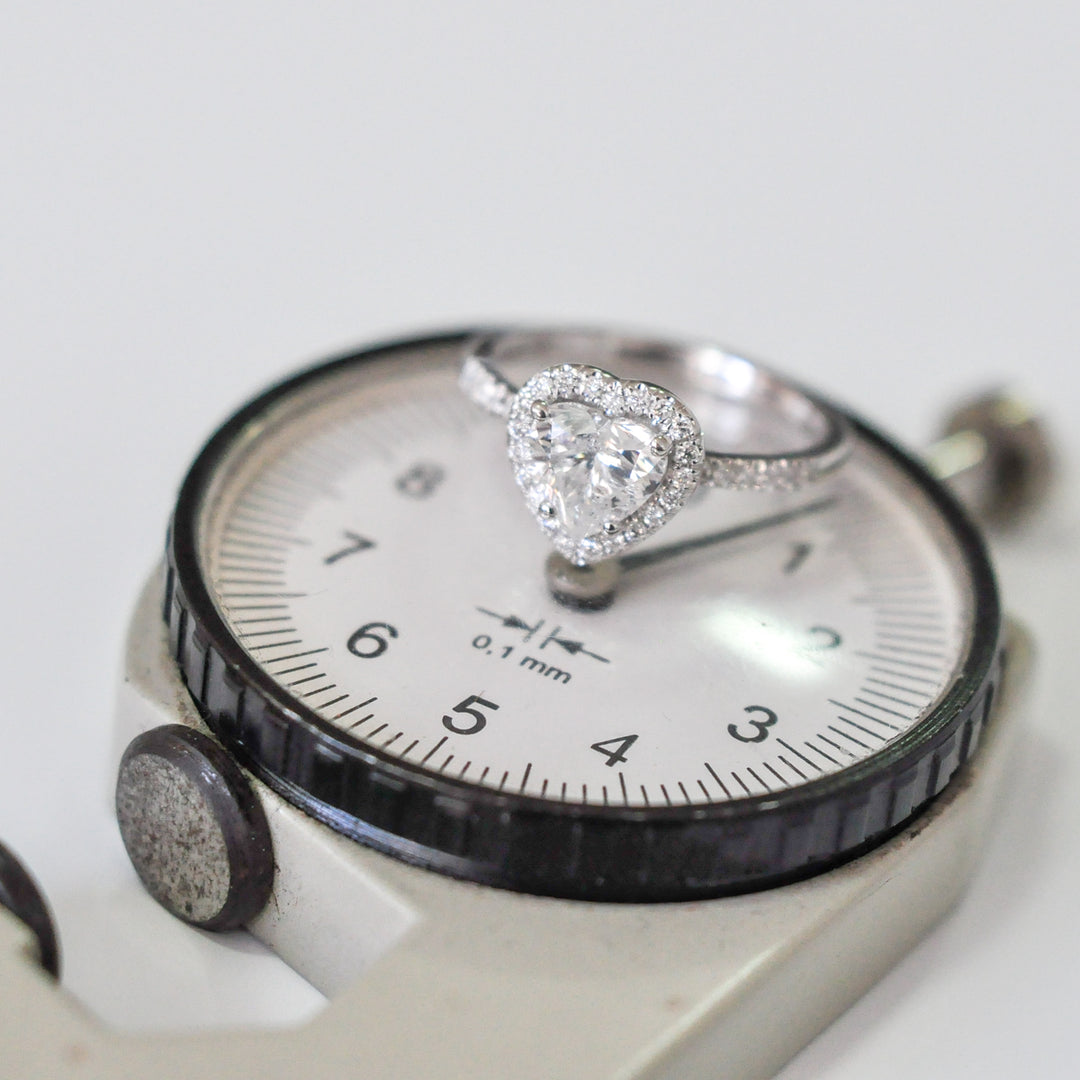 heart shape diamond (1 ct) halo ring