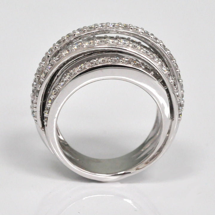 White gold diamonds ring