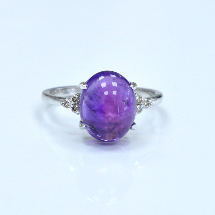 white gold cabochon AMETHIYST &amp; diamonds ring