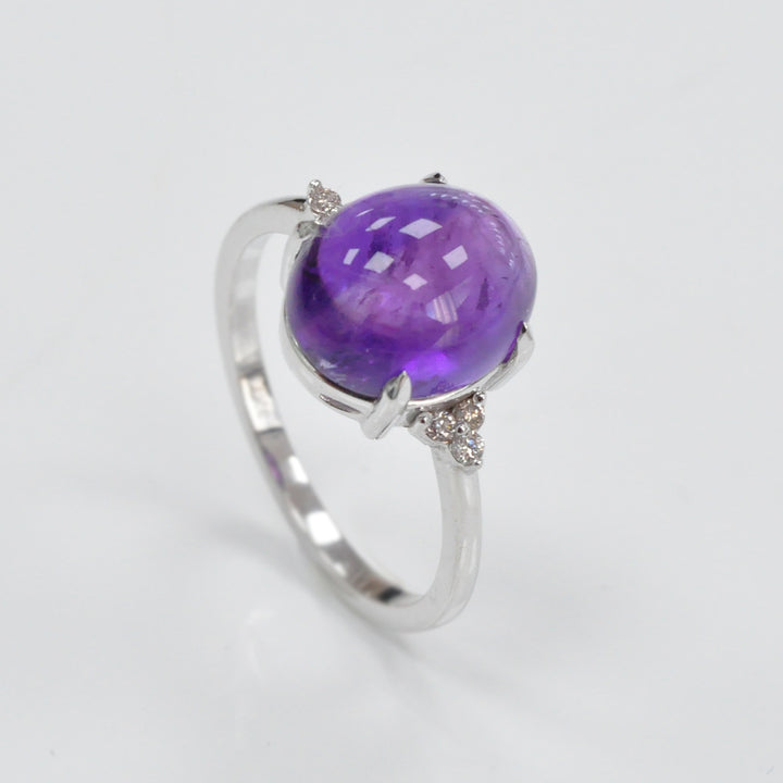 white gold cabochon AMETHIYST &amp; diamonds ring