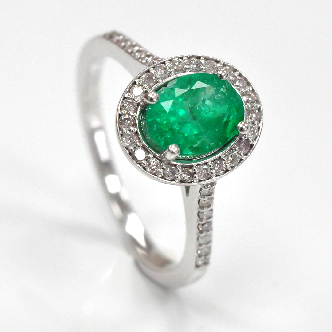 Oval Green Emerald &amp; diamonds halo ring