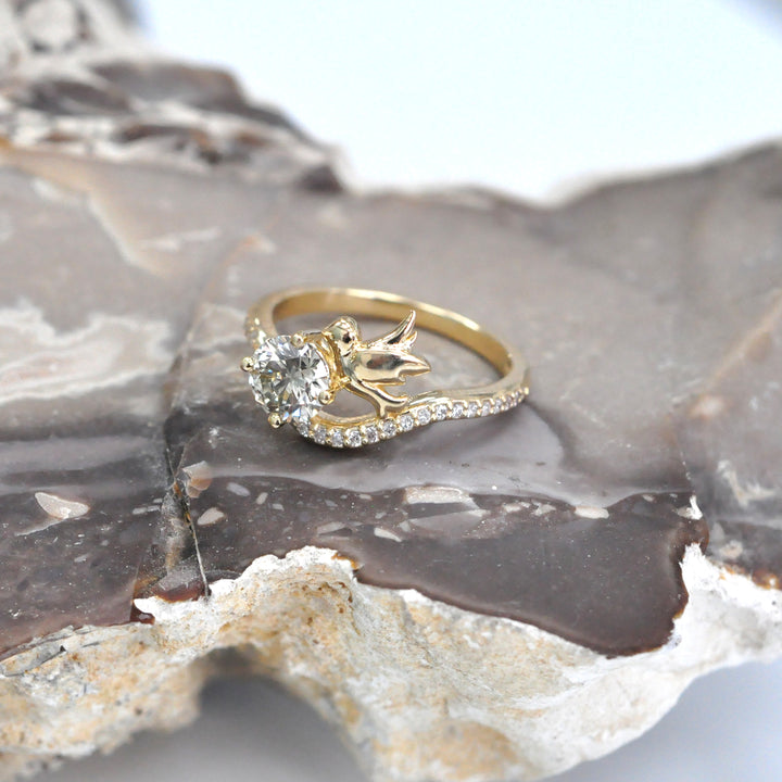 Lovebird Yellow Gold Diamonds ring