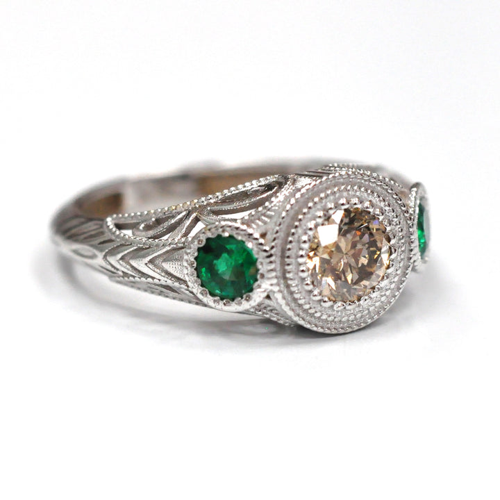 vintage style diamond and emeralds 3 stones ring